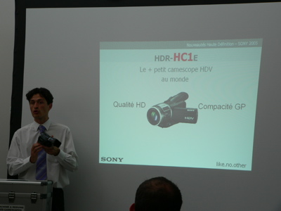 hc1-plus-petit-au-monde.JPG