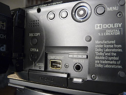 Panasonic HDC-HS100