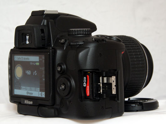 test Nikon D5000