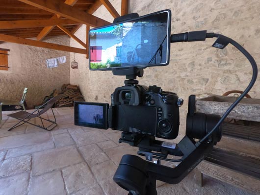 smartphone au-dessus DJI ronin-sc