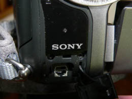 connectique Sony DCR-DVD403