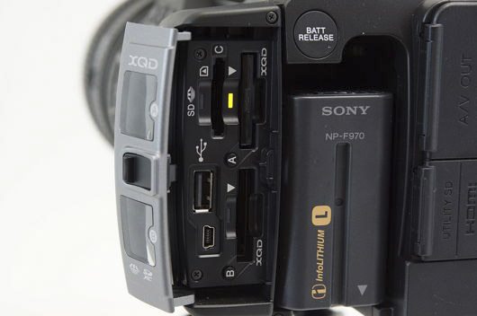 Sony FDR-AX1