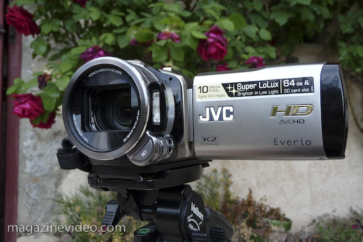 JVC GZ-HM1