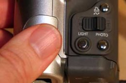 Canon MVX460 light