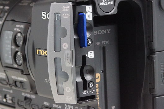 Sony HXR_NX3 SDHC