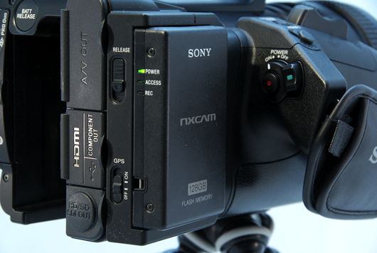 Sony HXR-NX5 - AVCHD