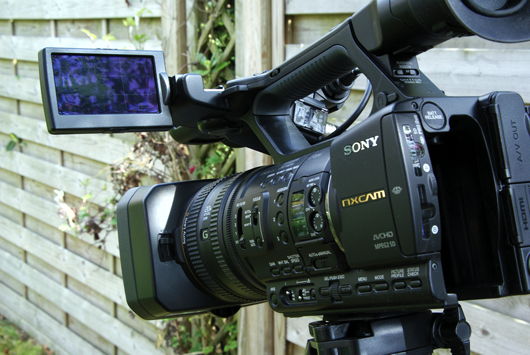 Sony HXR-NX5 - AVCHD