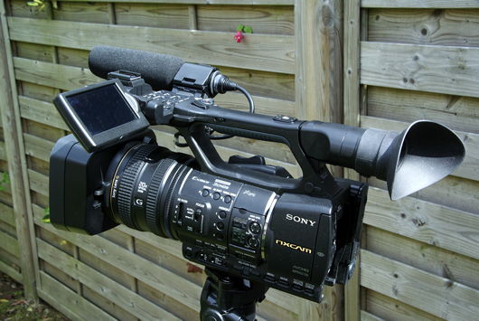 Sony HXR-NX5 - AVCHD