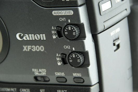 Canon XF300 / XF305