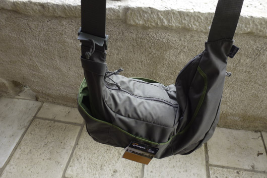 lowepro sling