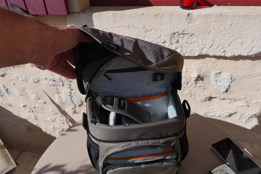 lowepro nova