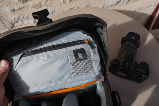 lowepro nova