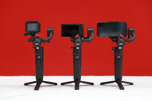 zhiyun-crane-M2-trois-appareils.jpg